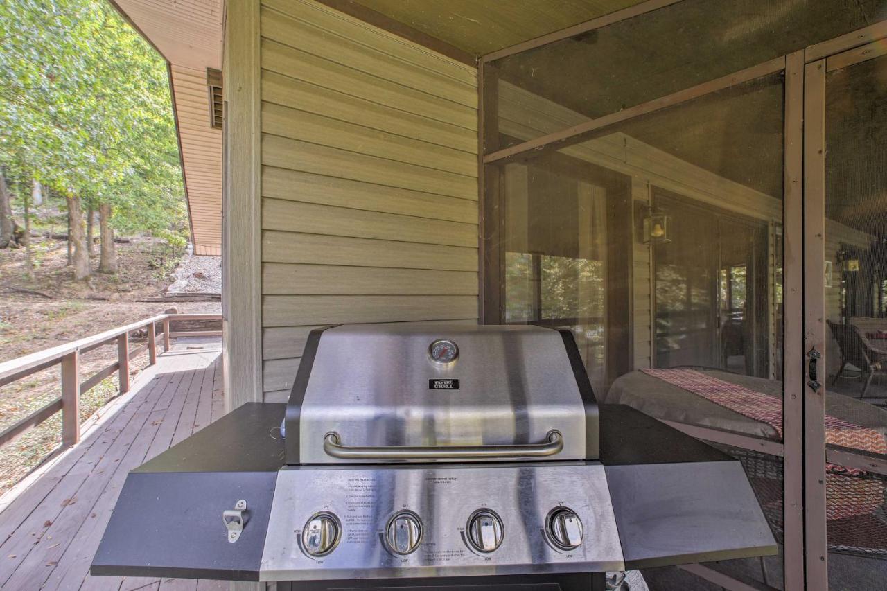 Lakefront Table Rock Home With Fire Pit! Golden Bagian luar foto